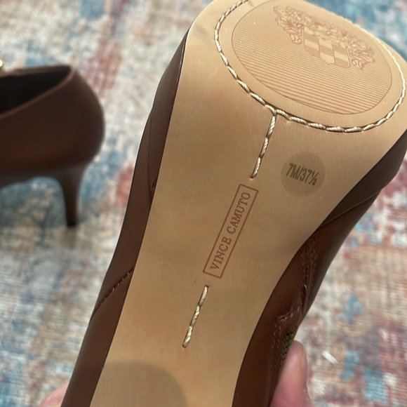 Vince Camuto Elvin Leather Stiletto Bootie - Picture 4 of 7